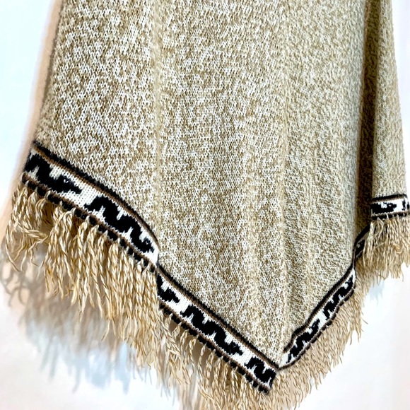 VINTAGE💎SAN CRISTOBAL Poncho 100% Alpaca - Picture 8 of 13